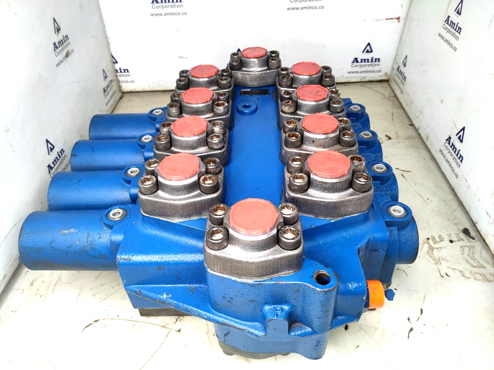 Rexroth MO-3928-02/4MO-32PHWKM11-M12 R900967377 Open center control block