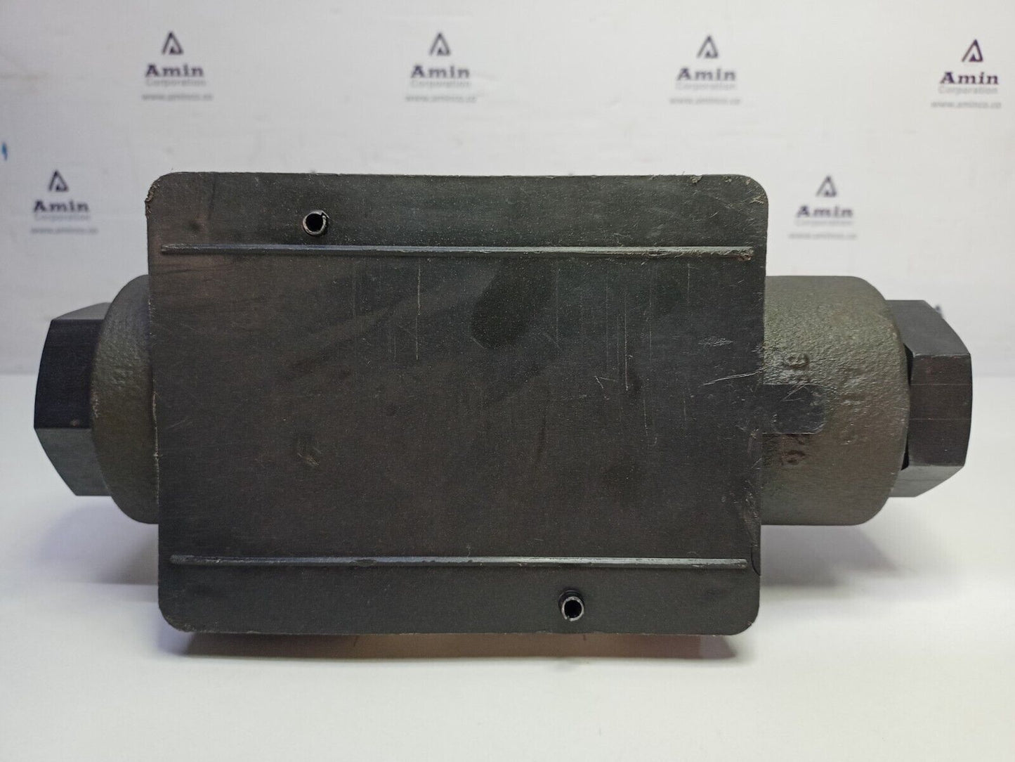 Parker D61VW009C6NYCF Hydraulic Directional control valve D1VHW004CNYCF - NEW