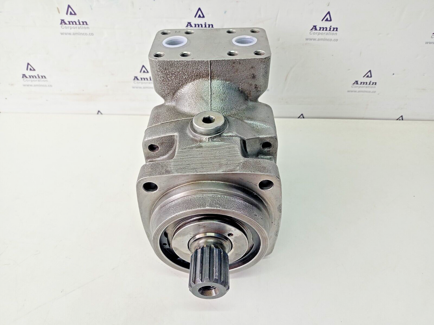 Parker F12-030-MF-IH-D-000-000-0 Hydraulic Motor Part No.: 3799843 - Refurbished