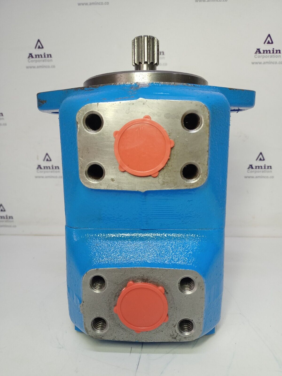 Vickers 25M42A-11C20-JA-J Hydraulic vane Motor - Refurbished