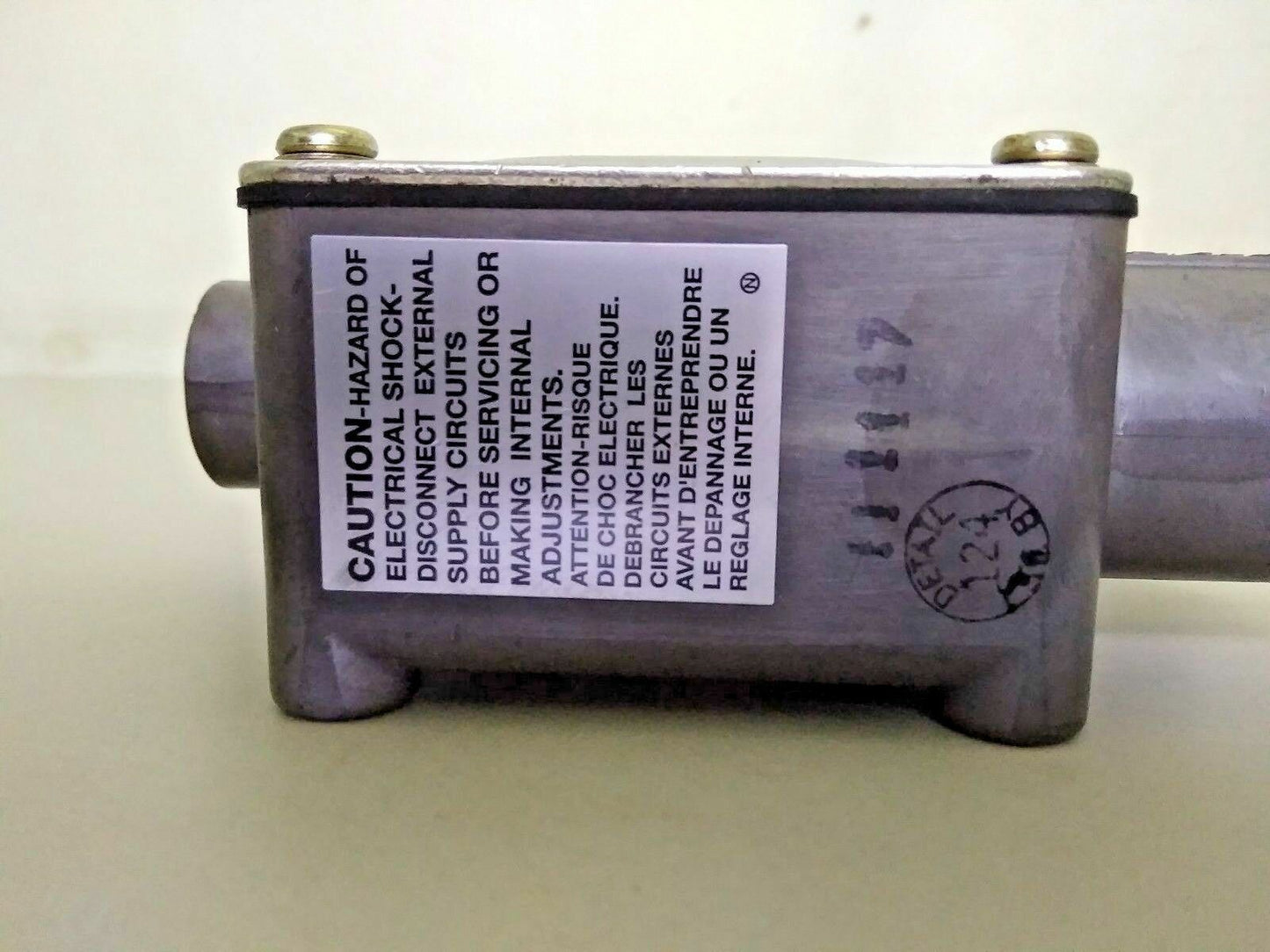 Favelle Favco AECA-0002-6000 Pressure switch (Range: 35-250 psi) - NEW