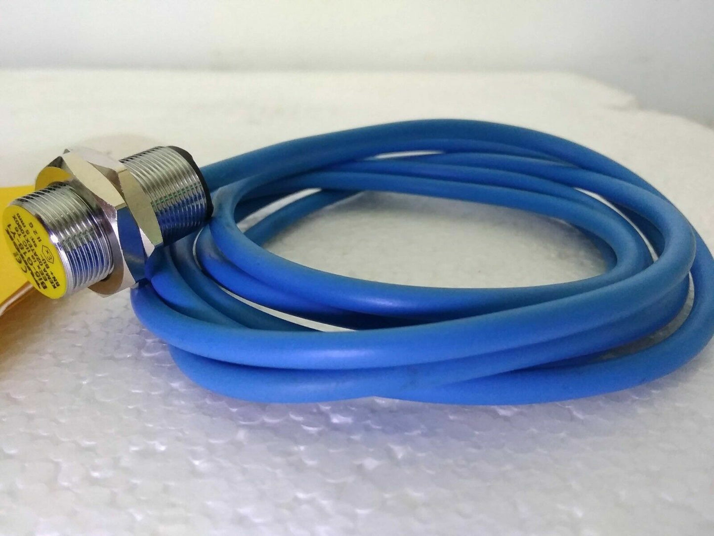 TURCK Bi5-G18-Y1 Inductive Sensor - NEW FREE SHIPPING