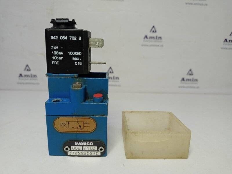 Wabco 3722250220 Pneumatic Valve - New