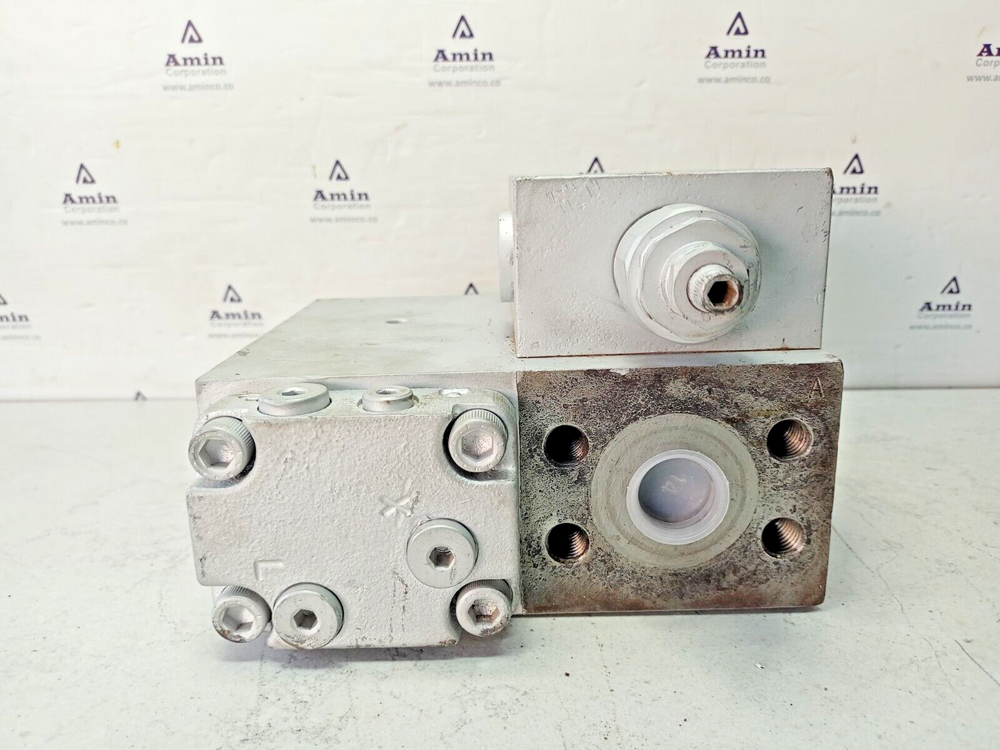 Rexroth DBDS10K18/400 S0 159 08W11 Hydraulic pressure relief valve with block