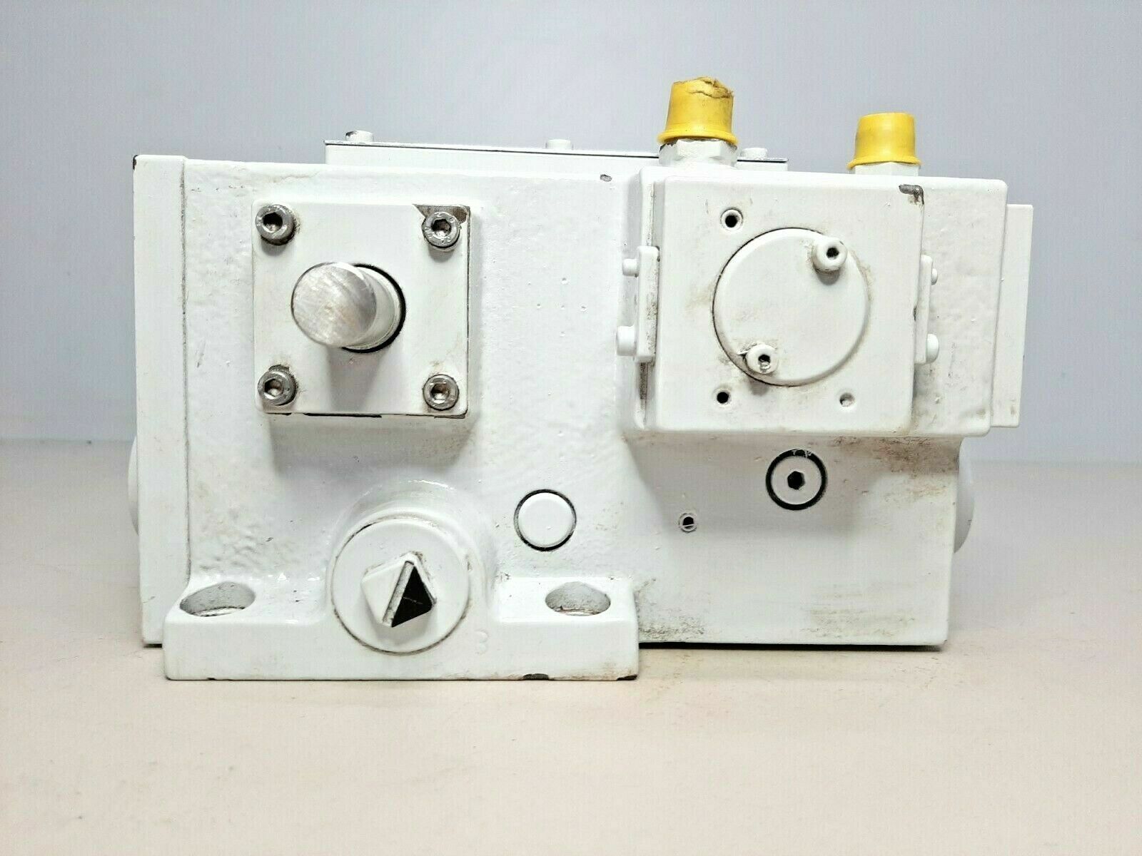 Pitch setter Type: PH4-4 Escher Wyss Controllable pitch propeller - NEW