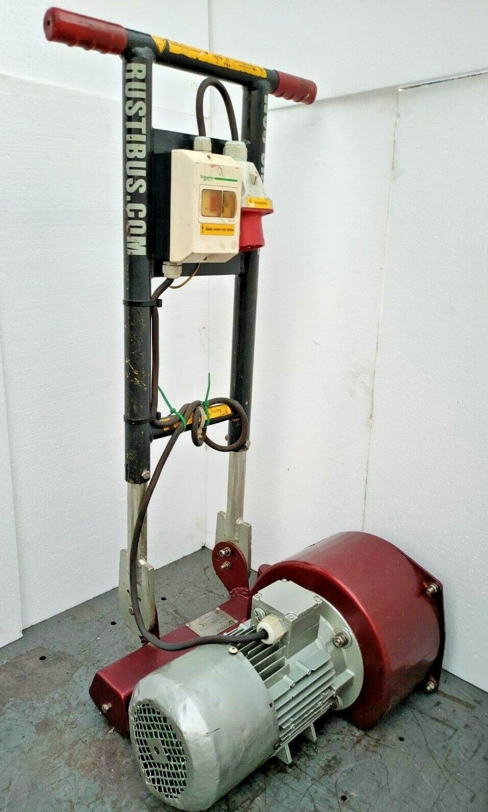RUSTIBUS Type: 1200 3-phase 220-240/380-420V 50/60 Hz