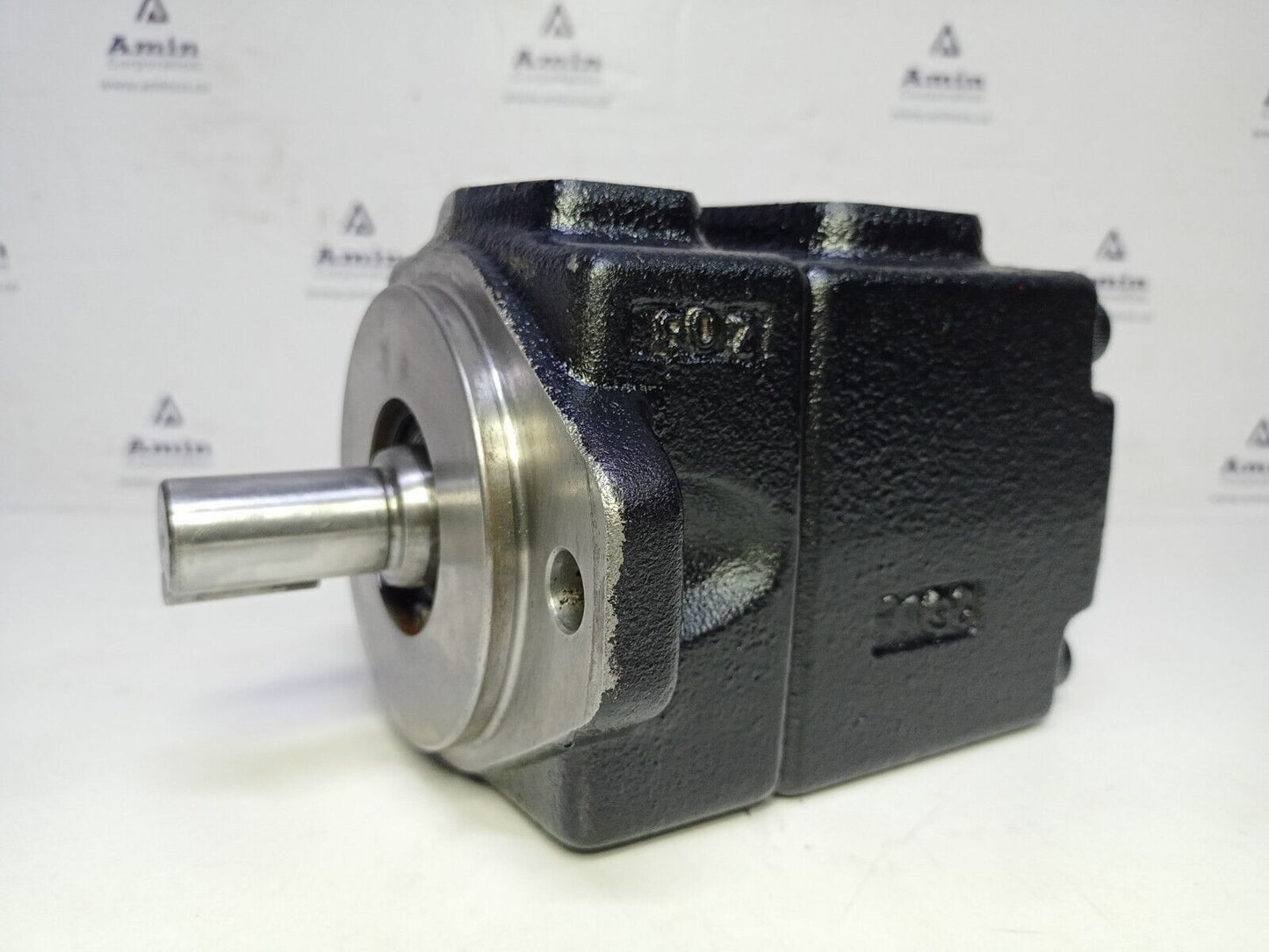 Yuken vane pump PV2R1-14-L-RAA-40 Hydraulic vane pump - Refurbished & Tested