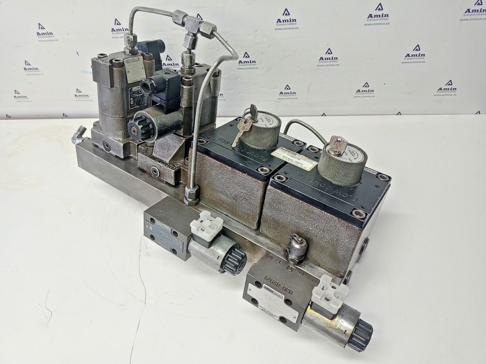 MacGREGOR Cranes Part No.: 1098378 Hydraulic valve block complete - New Surplus