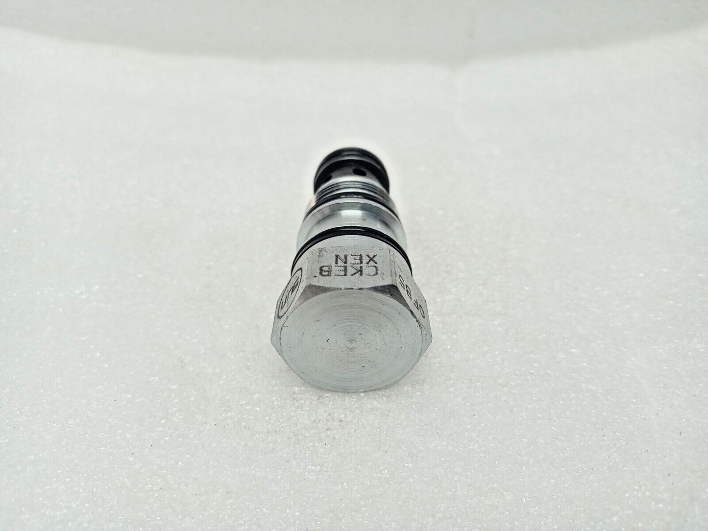 Sun Hydraulics CKEB-XEN Pilot-to-open check valve CKEBXEN - NEW ( Lot of 2pcs)