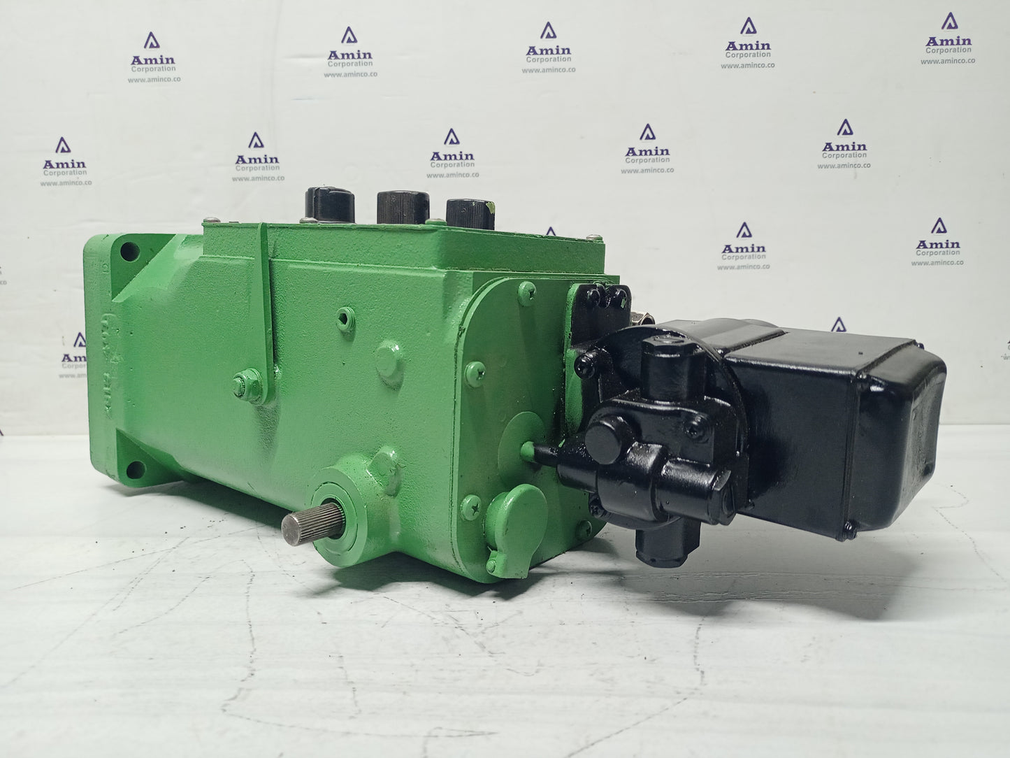 Woodward UG-8 Governor part No. : 8523-036 RPM: 700-1415 - TESTED