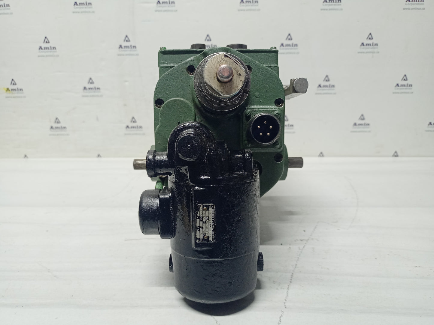 Woodward UG-8 Governor part No. : C-039128 RPM: 700-1500