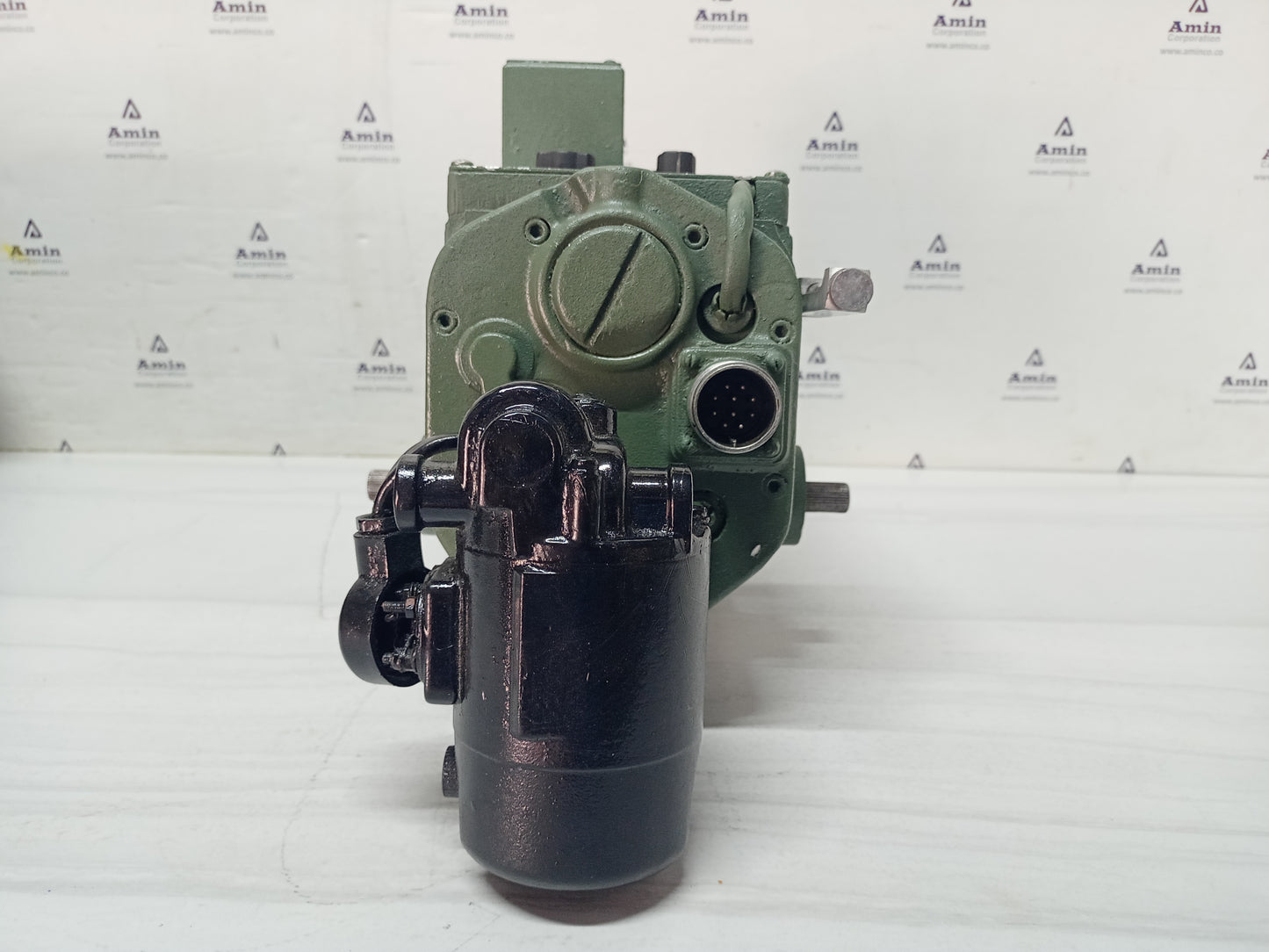 Woodward UG-8 Governor part No. : 8523-831 RPM: 750-1550 - TESTED