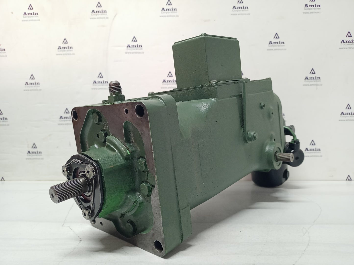 Woodward UG-8 Governor part No. : 8523-831 RPM: 750-1550 - TESTED