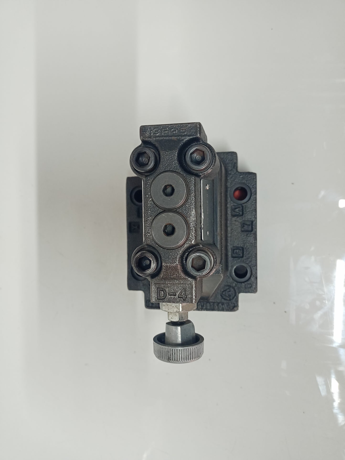 Denison R4R06 595 11 B1 Pressure reducing valve S26-98648-0 - NEW