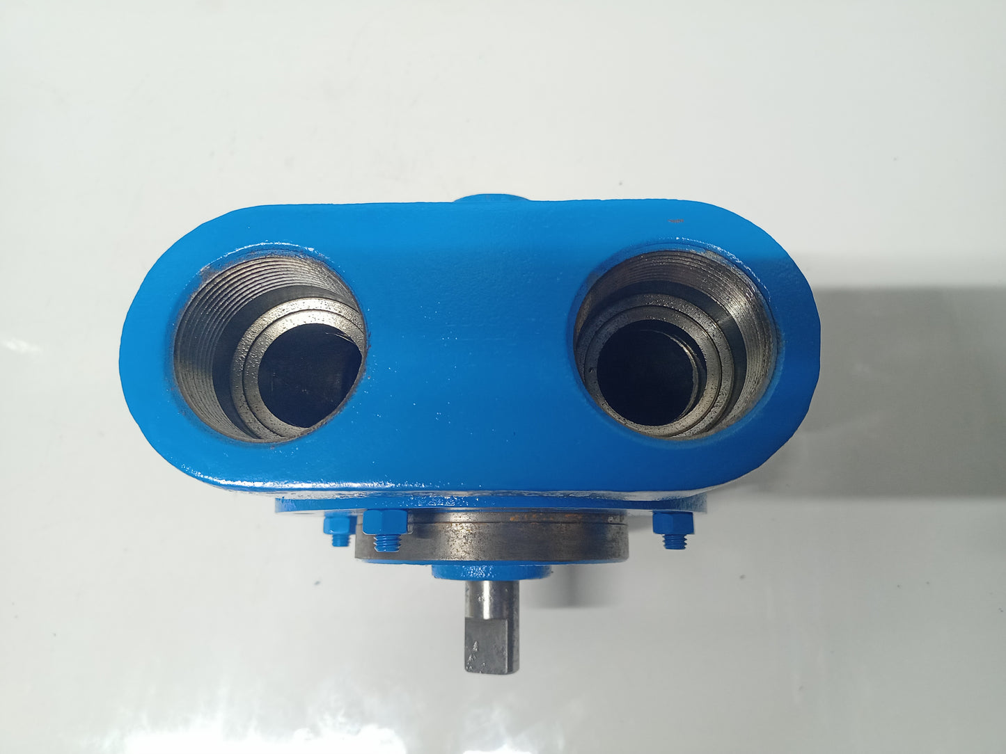 Tuthill pump 4C2FA-CC-A Hydraulic Internal gear pump 1-1/2'' NPT - NEW