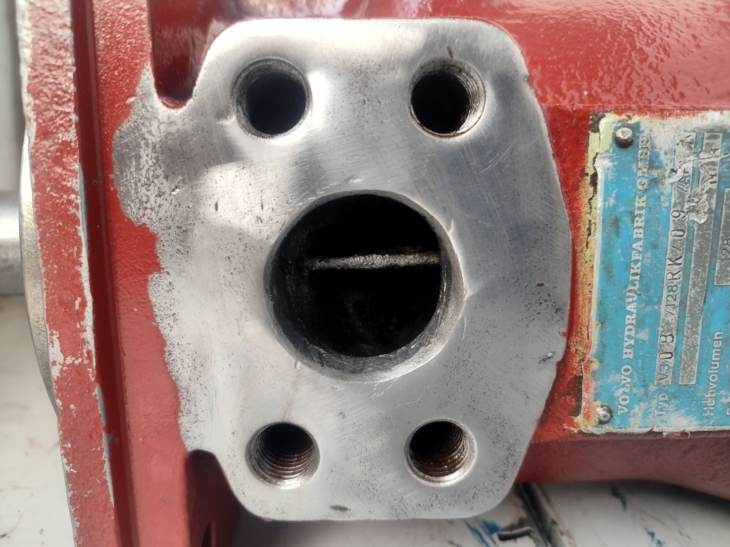 Volvo V30B/128 RK/09/APL0 Hydraulic Piston pump #2