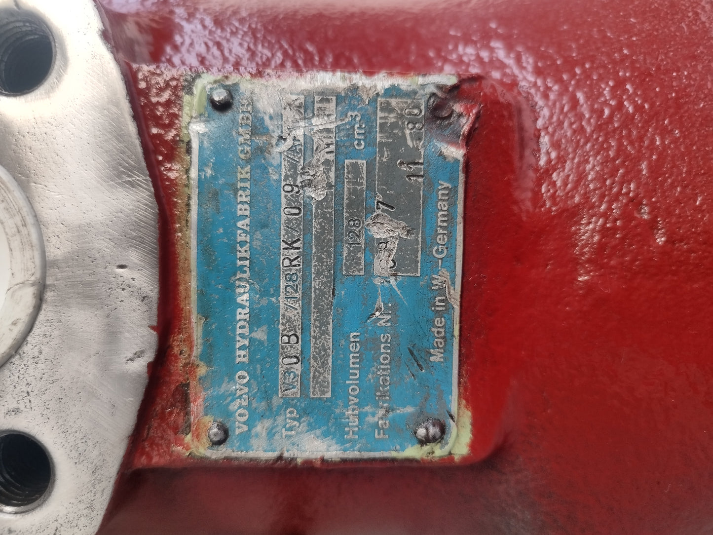 Volvo V30B/128 RK/09/APL0 Hydraulic Piston pump #2