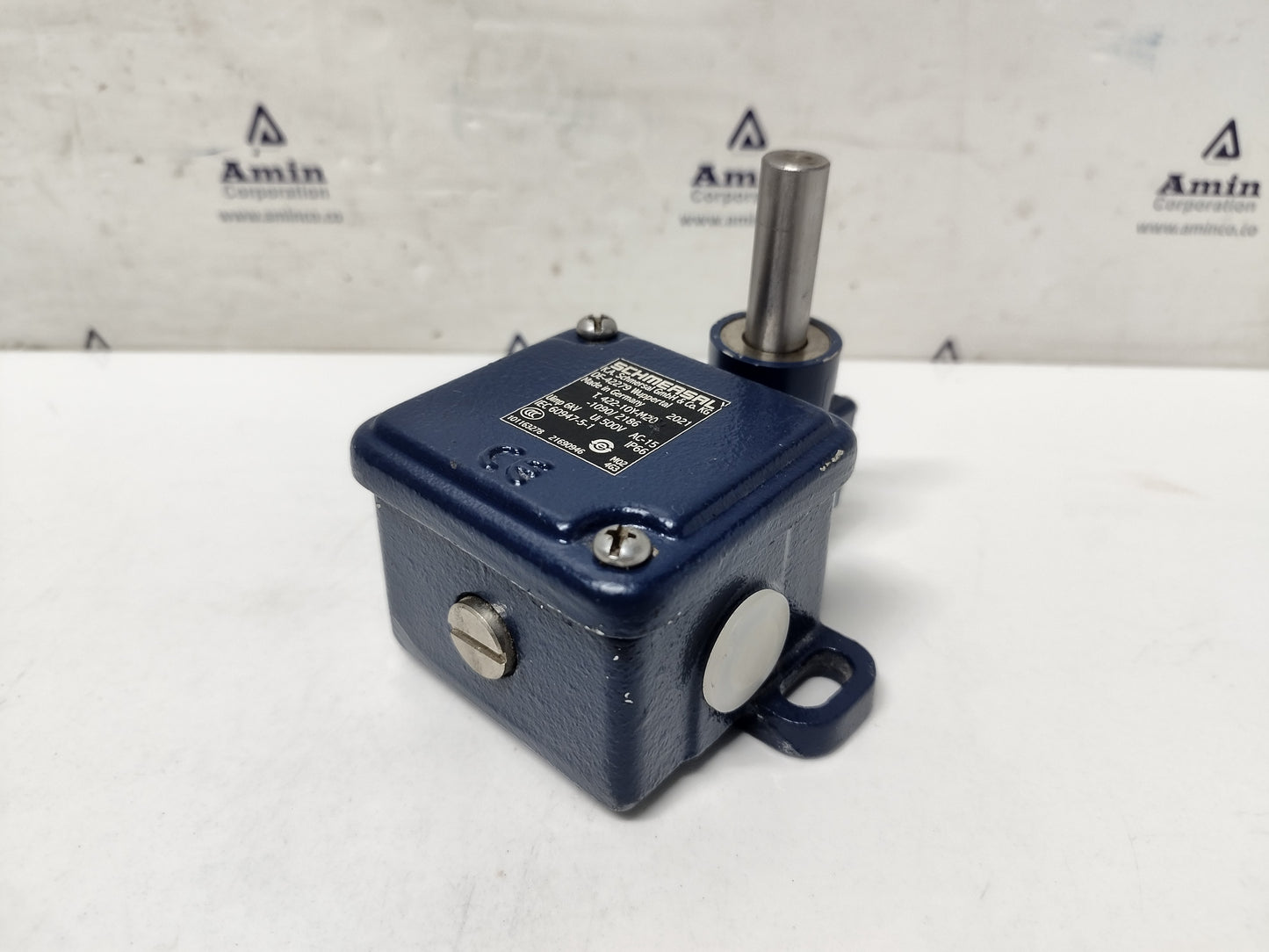 SCHMERSAL T.422-10Y-M20-1090/2186, AC-15, Ui 500V, Uimp 6kV Limit Switch - NEW