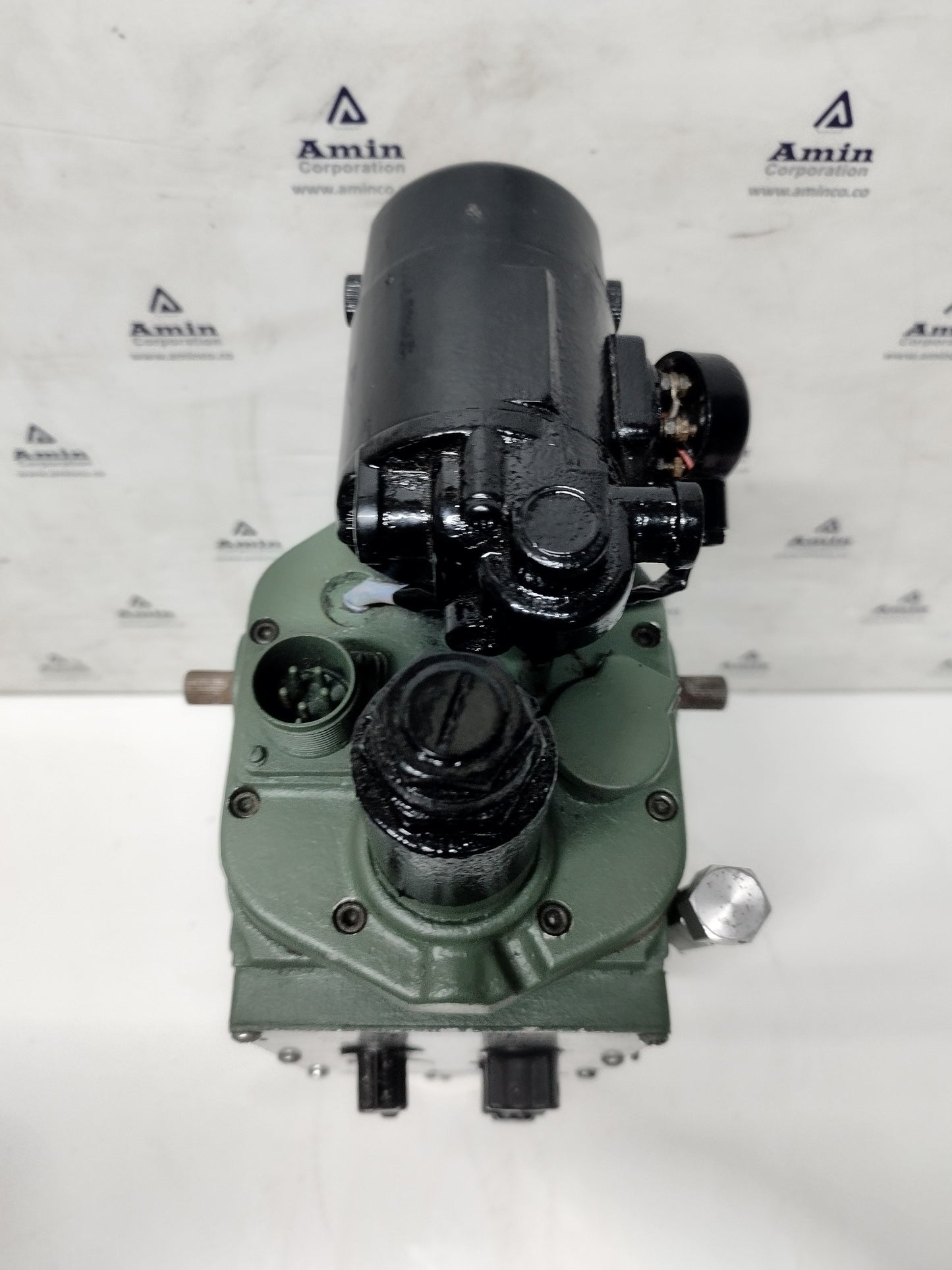 Woodward UG-8 Governor part No. : 8522-447 RPM: 500-1200 - TESTED #2