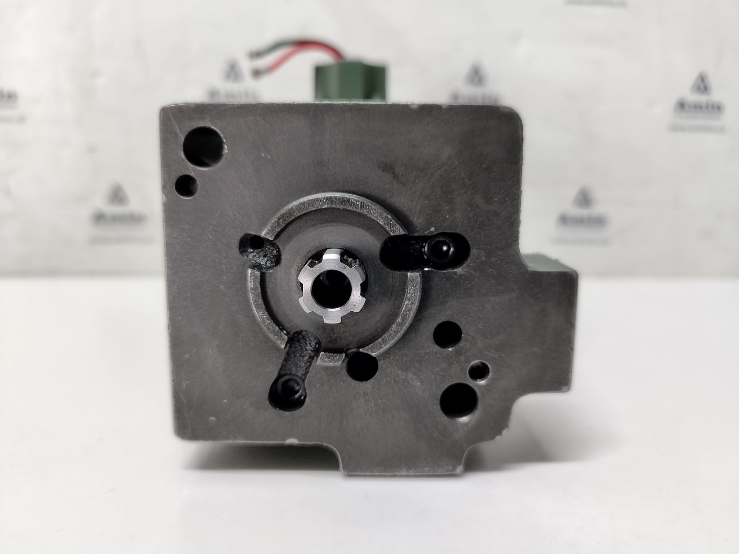 Woodward Governor E 8250-553 Cat P/N: 7W-6652 ECL04 EG‑3PC Actuator Governor - TESTED #2