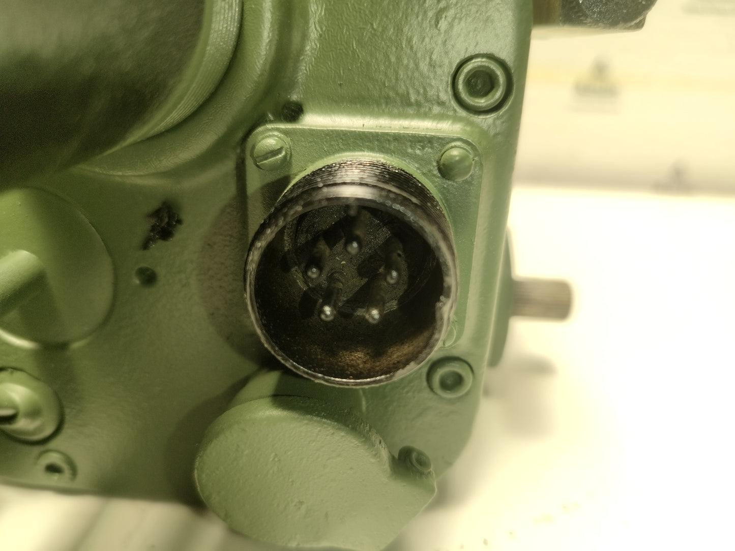 Woodward UG-8 Governor part No. : 8522-442 RPM: 600-1560 - TESTED