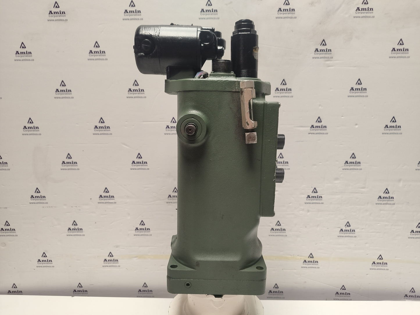 Woodward UG-8 Governor part No. : R8521-367 RPM: 750-1280 - TESTED
