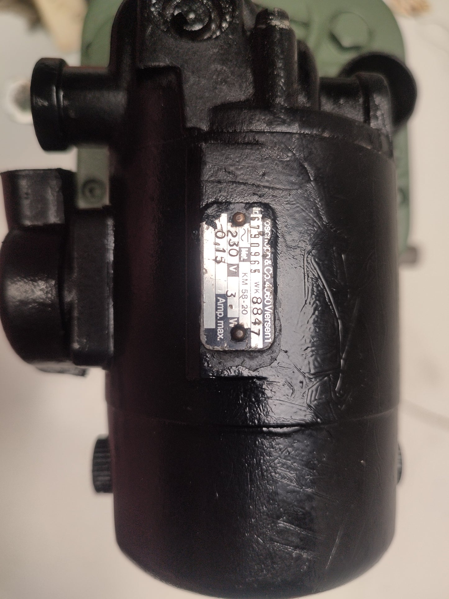 Woodward UG-8 Governor part No. : 8524-712 RPM: 600-1400 - TESTED