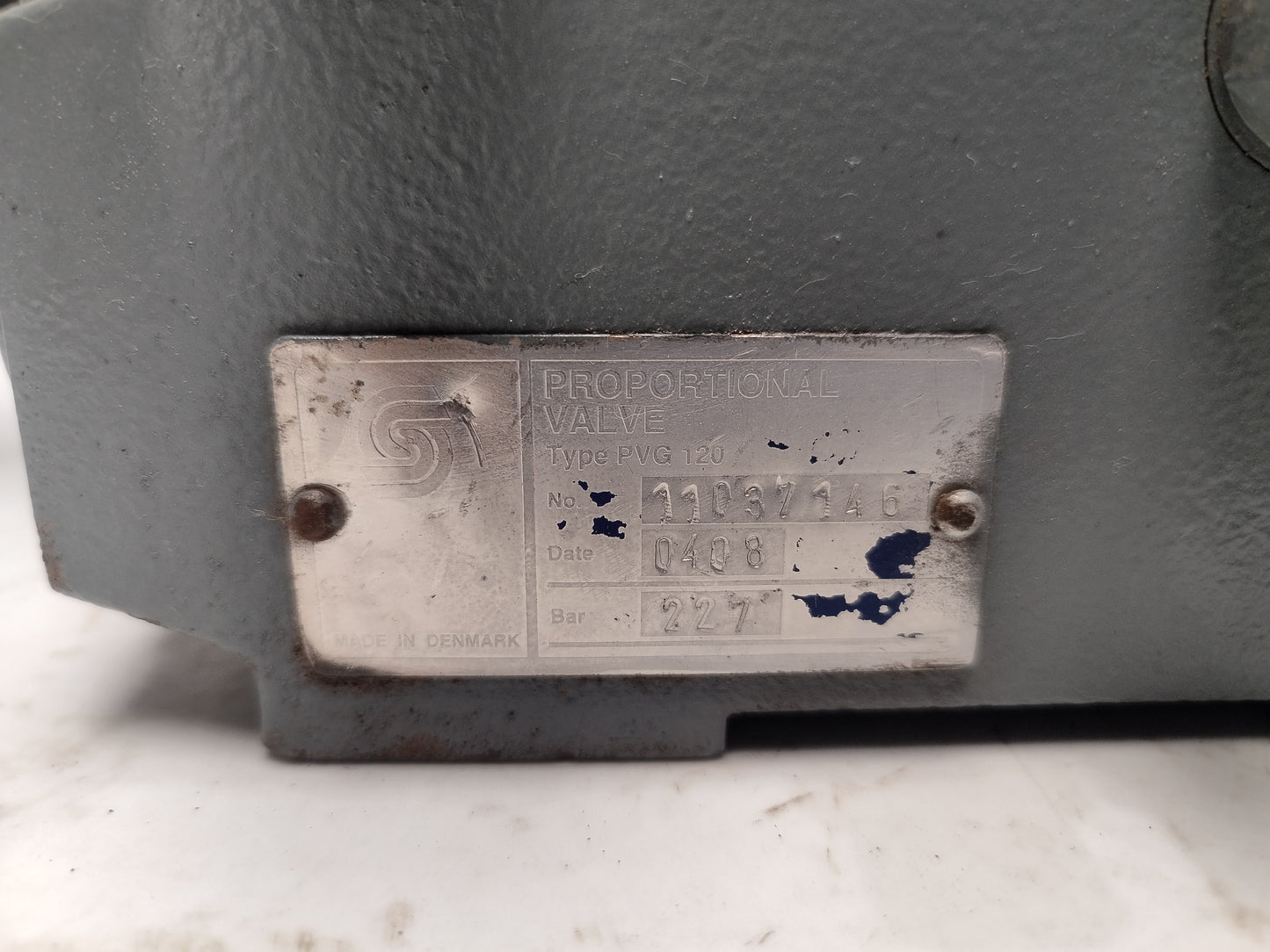 Danfoss PVG 120 Proportional valve 11037146
