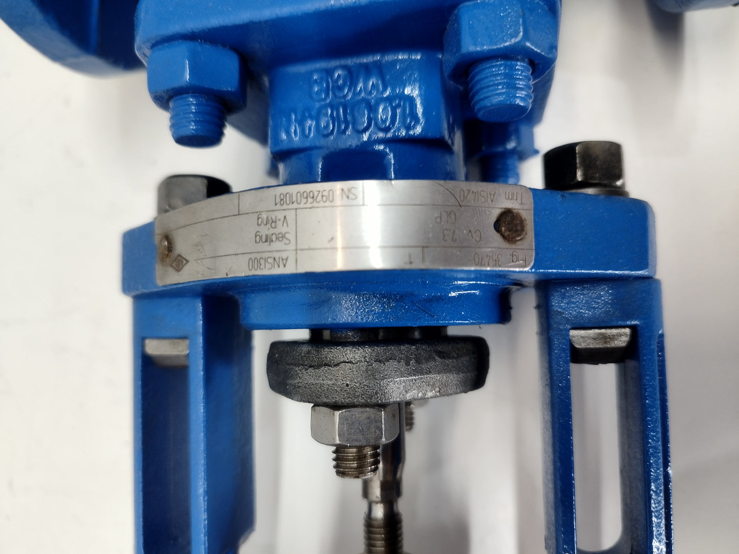 Ari-armaturen ARI-PREMIO 2,2 kN Electric Thrust Actuator with valve Cv 7.3-GLP