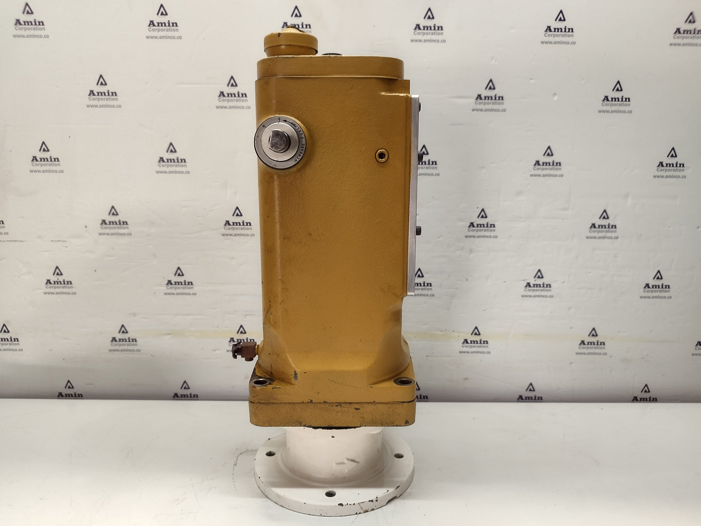 Woodward UG-Actuator Governor part No. : B8251-762 - TESTED