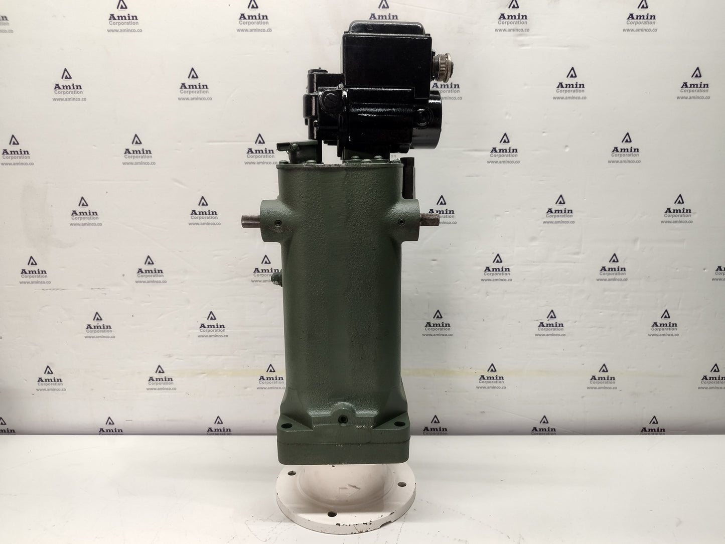 Woodward UG-8 Governor part No.: 8522-546 RPM: 700-1415 - TESTED #2