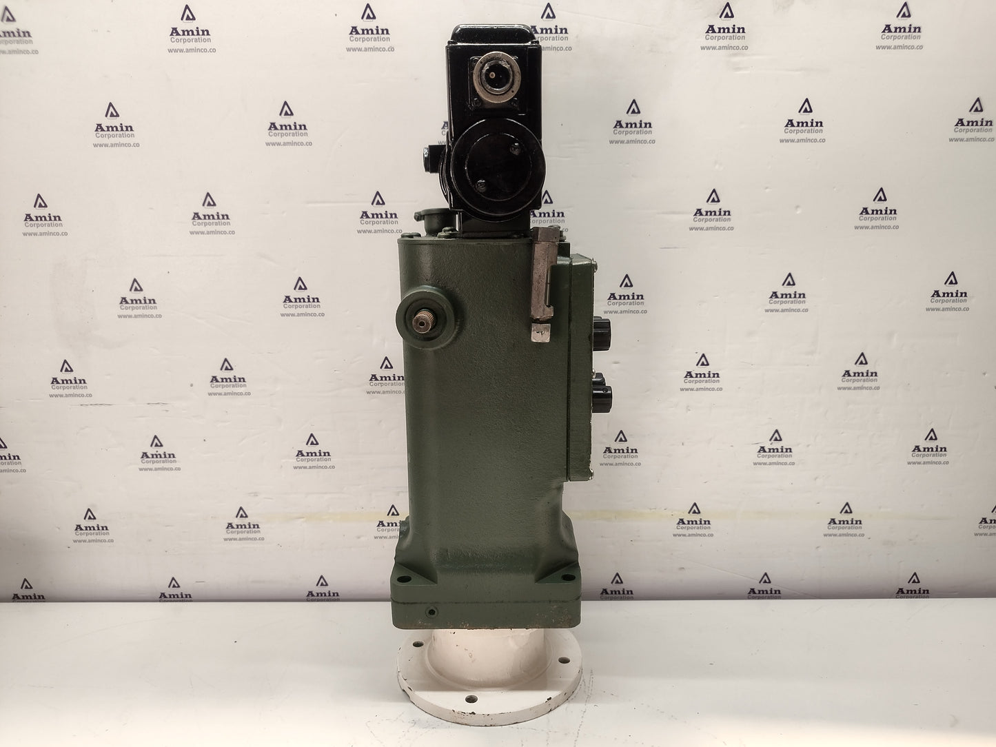 Woodward UG-8 Governor part No.: 8522-546 RPM: 700-1415 - TESTED #2