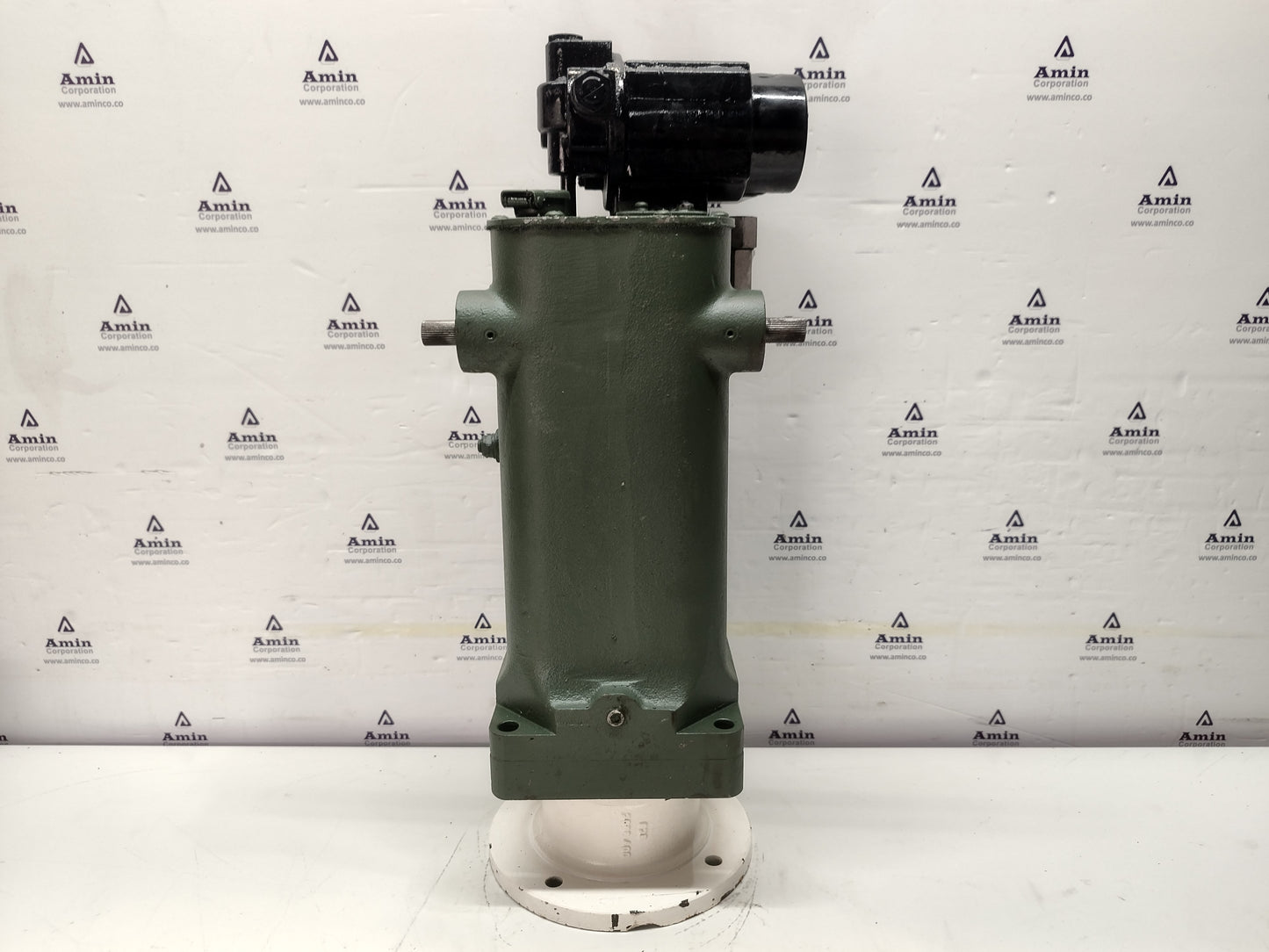 Woodward UG-8 Governor part No. : 8522-547 RPM: 700-1415 - TESTED #2
