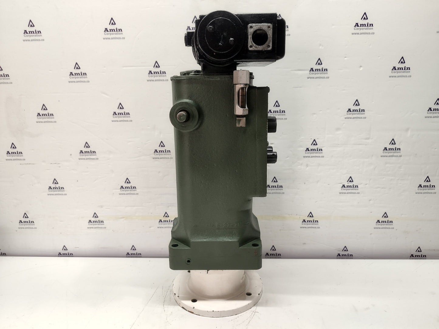 Woodward UG-8 Governor part No. : 8522-547 RPM: 700-1415 - TESTED #2
