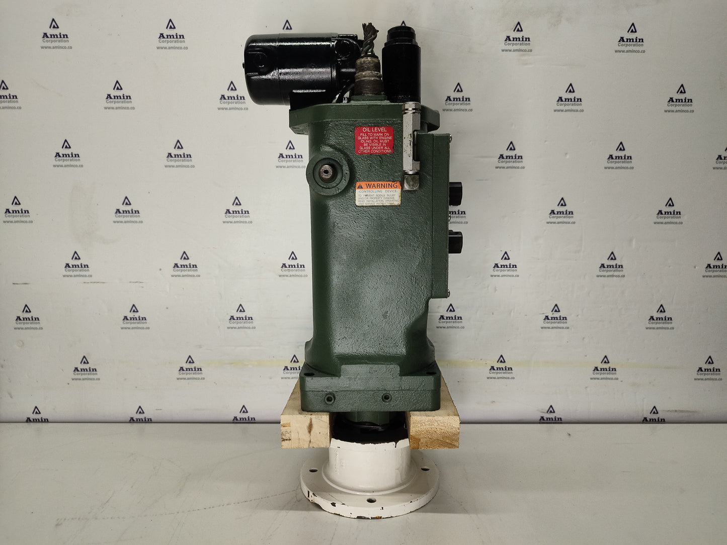 Woodward UG-8 Governor part No. : R8521-367 RPM: 750-1280 - TESTED