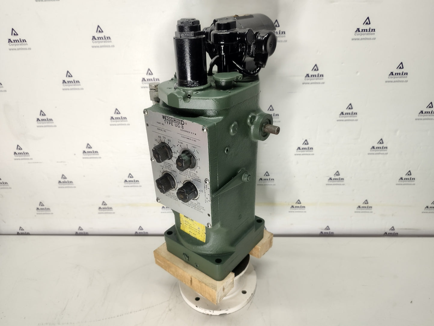 Woodward UG-8 Governor part No. : R8521-367 RPM: 750-1280 - TESTED