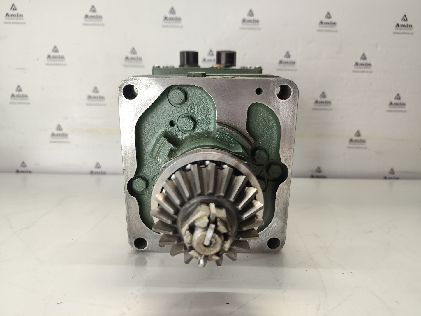 Woodward UG-8 Governor part No. : S8521-367 RPM: 1000-1530 - TESTED