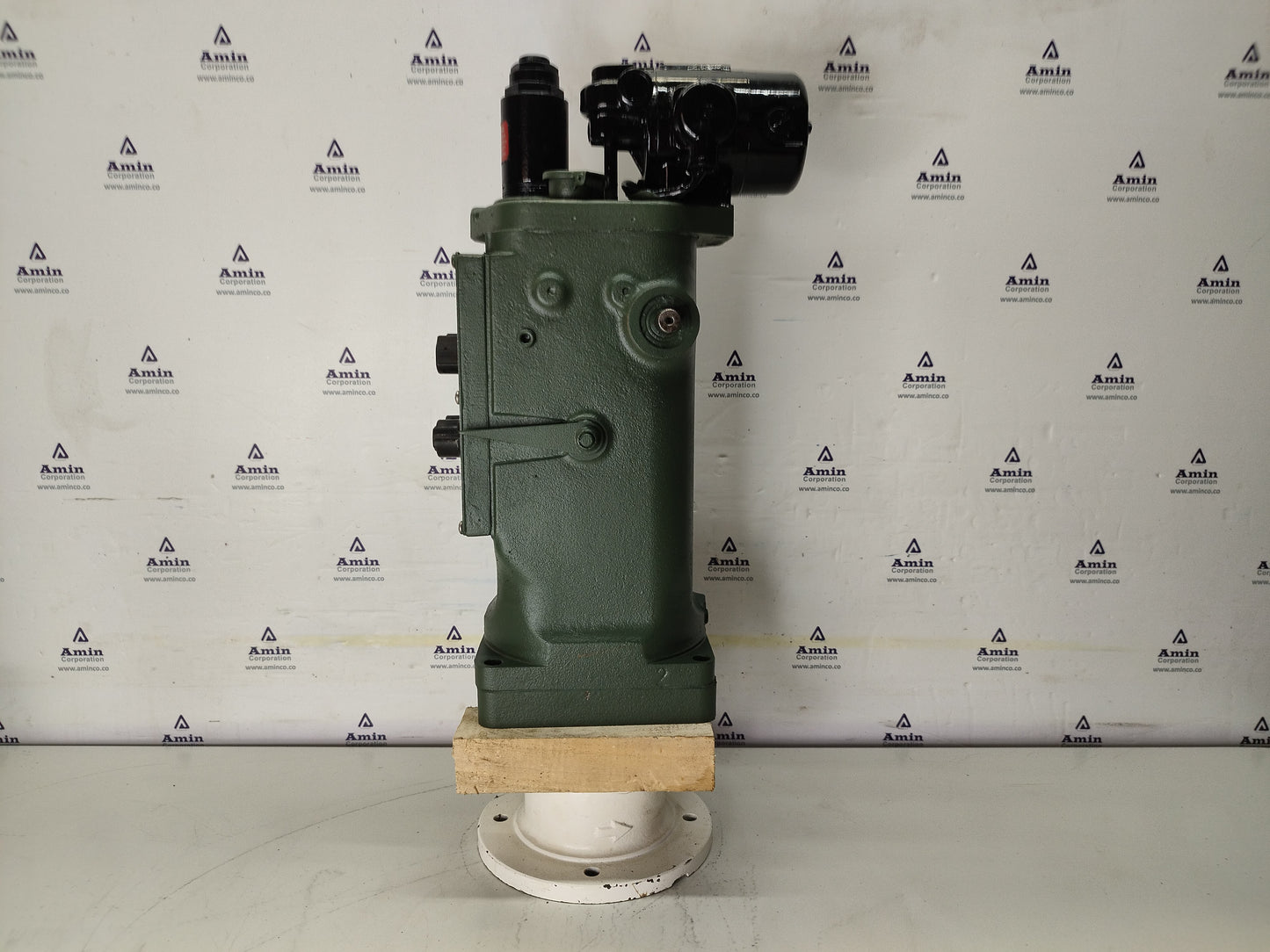 Woodward UG-8 Governor part No. : S8521-367 RPM: 1000-1530 - TESTED