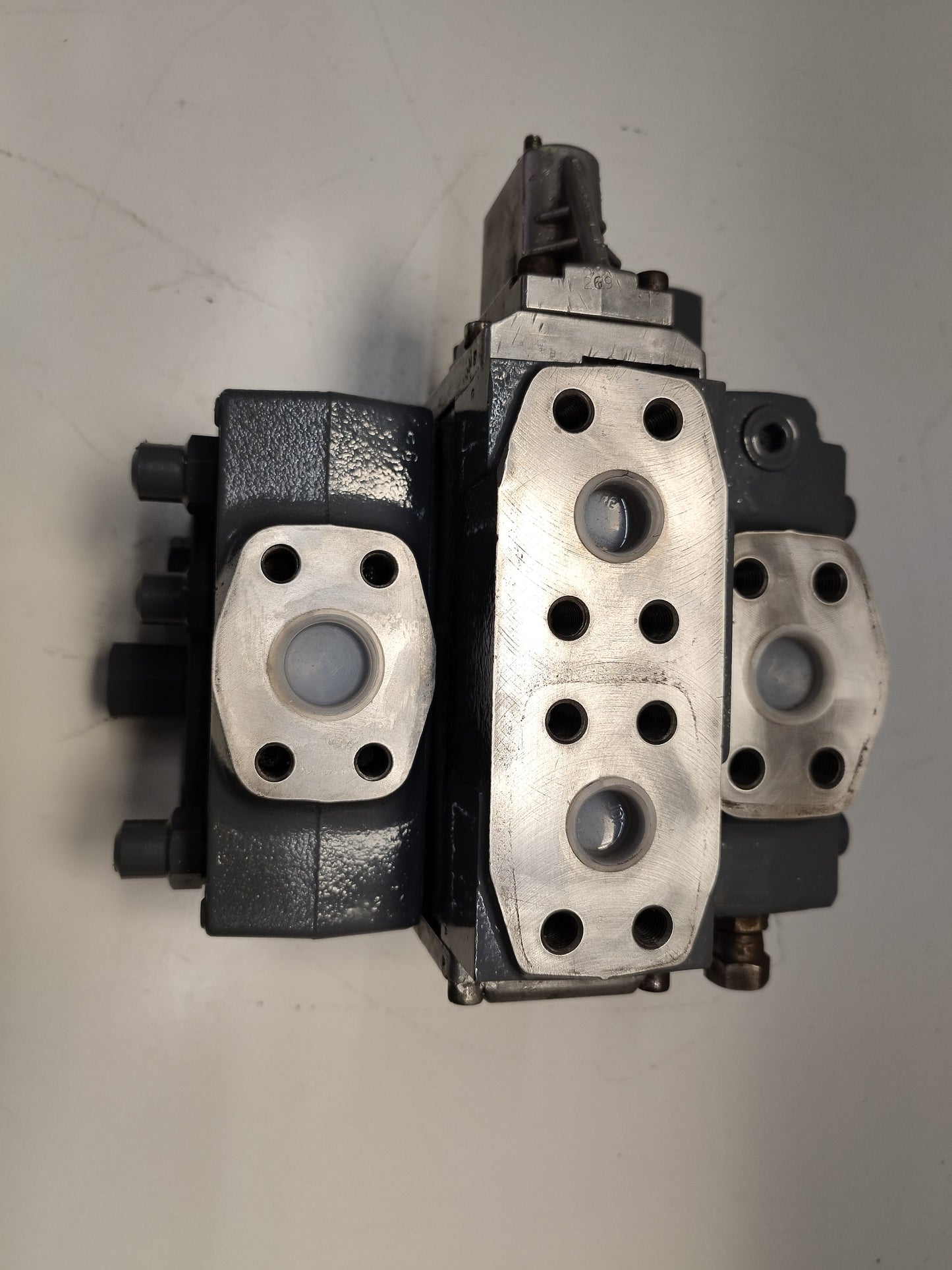 Danfoss PVG 120 Proportional valve
