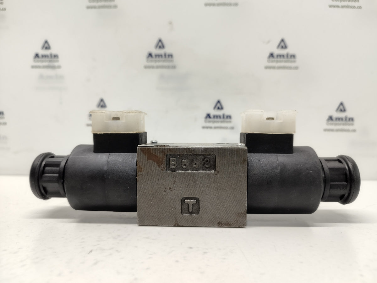 Damcos SA-G01-C6S-C230-31ES Directional control valve 160L8068 - NEW #2
