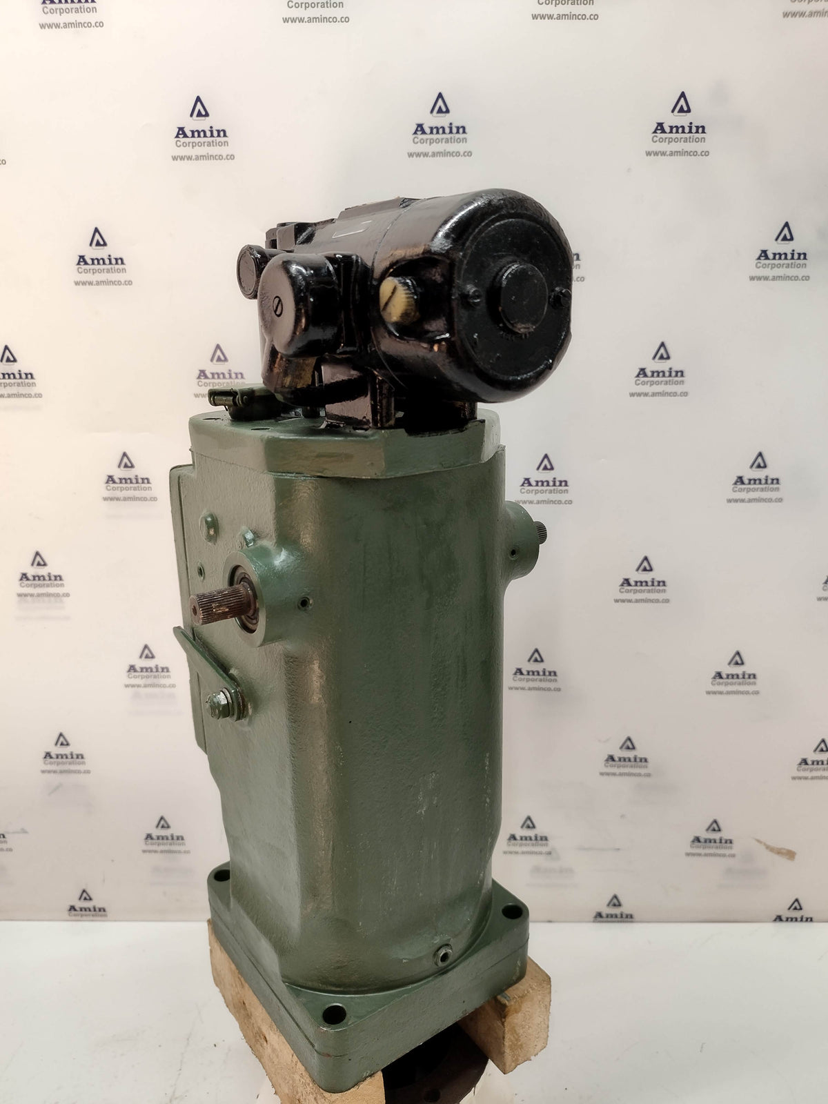 Woodward UG-8 Governor part No. : R 8521-367 RPM: 750-1280 - TESTED