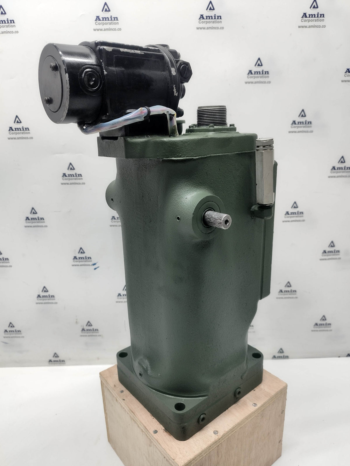 Woodward UG-10 Governor P/N: A8526-624 RPM: 738-1458