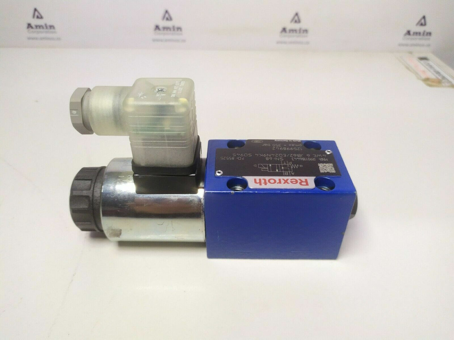 Rexroth 4WE6JB62/EG24N9K4 S0945 Directional Spool valve MNR: R901186443 - NEW