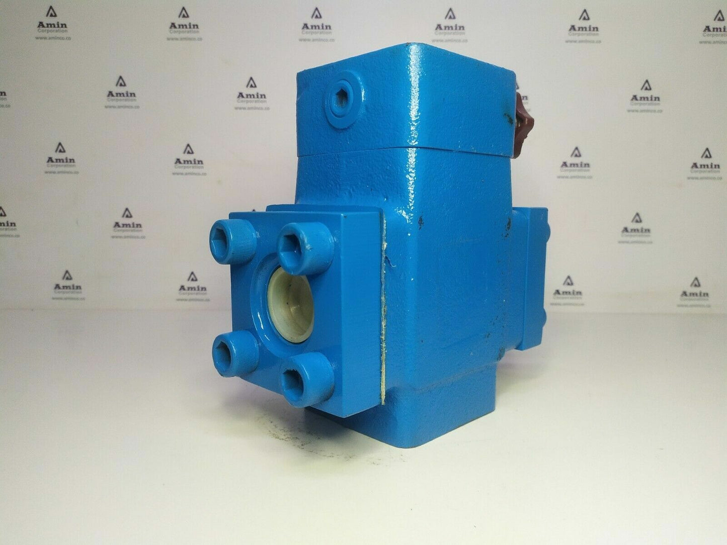 Uchida Hydraulics RB1-10F-0-331 Hydraulic valve