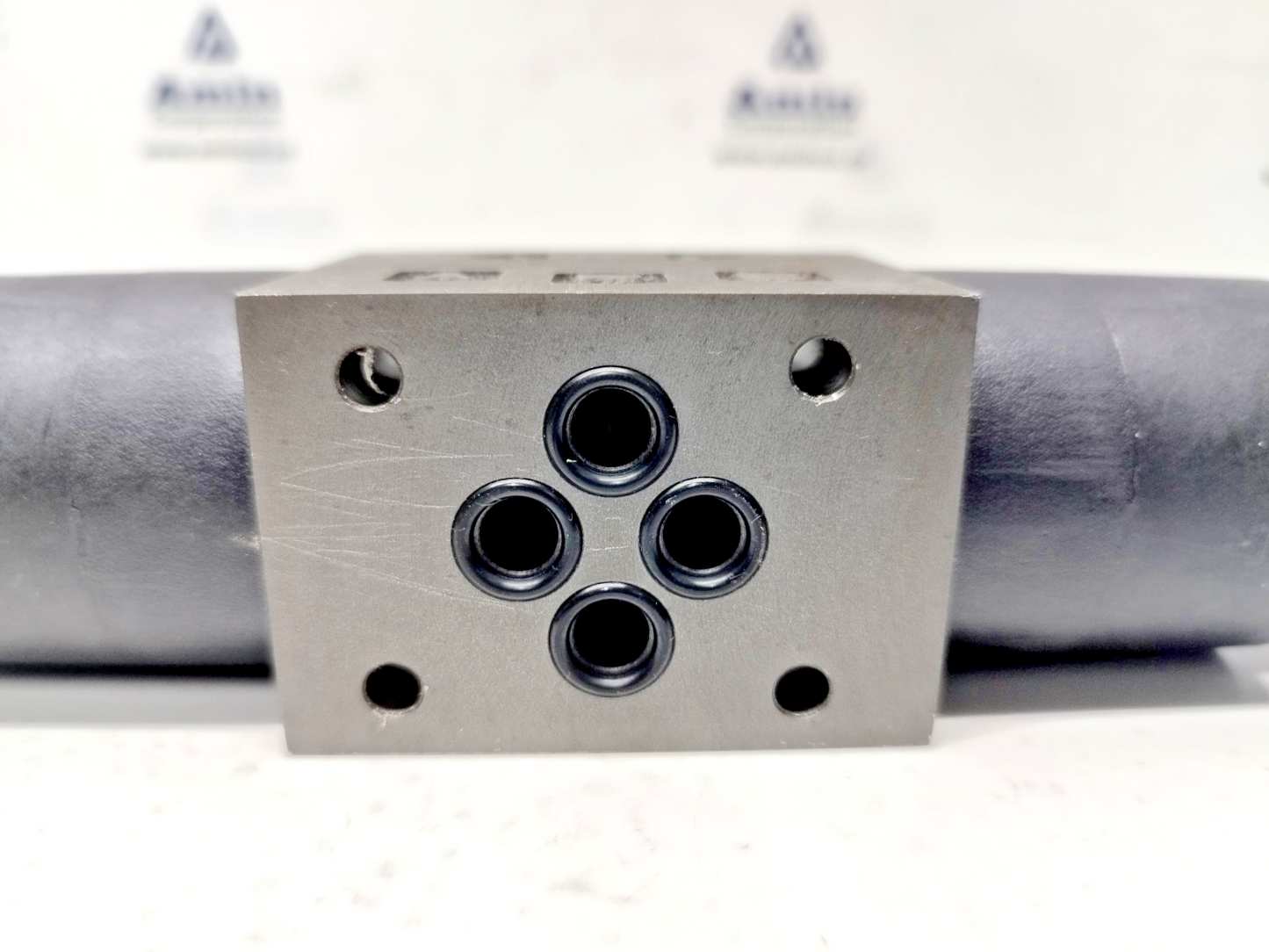 Damcos SA-G01-E3X-C230-31ES Directional control valve 160L8053 - NEW #3