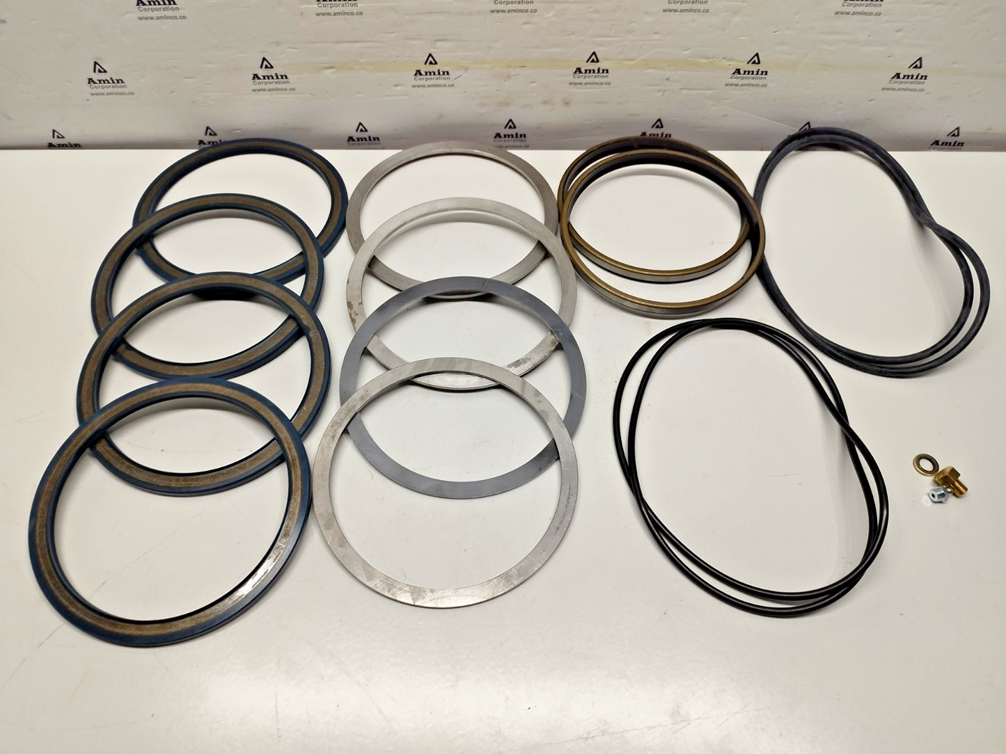 Rolls-Royce Shaft seal set for M6300 Motor - NEW