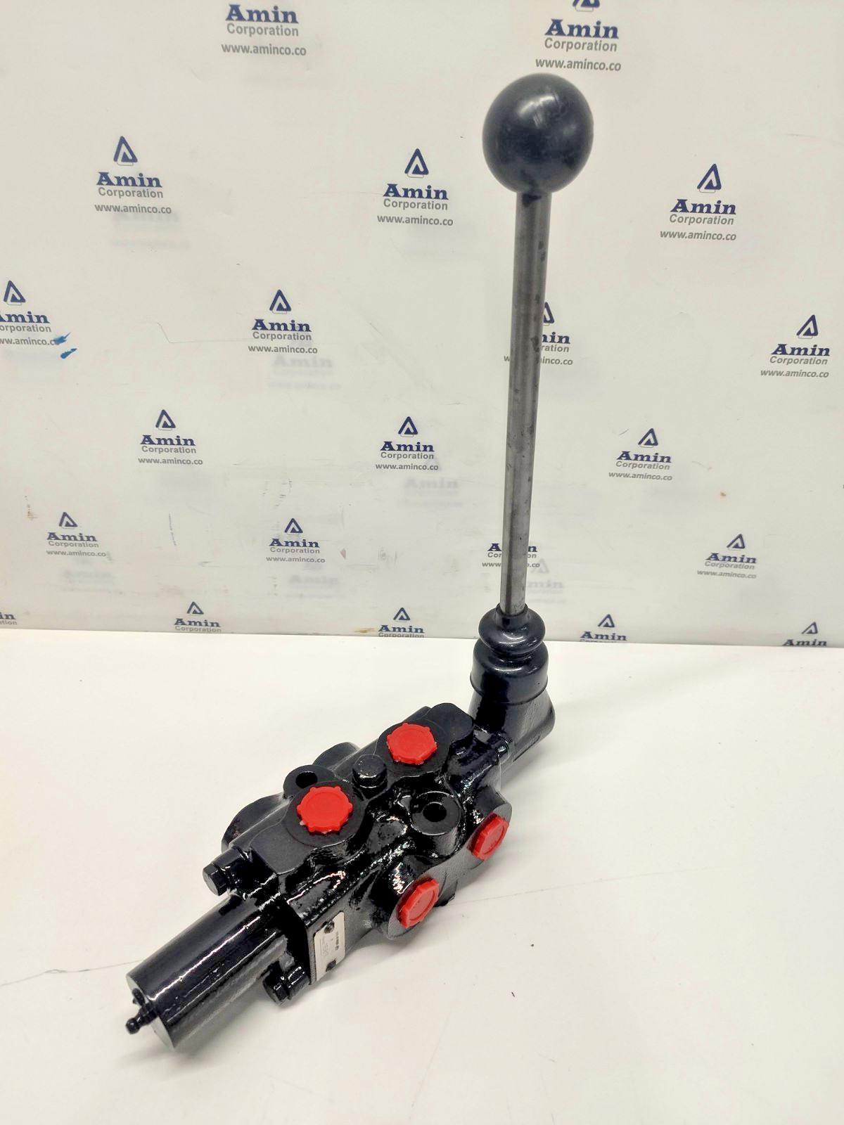 TTS Item No. 15817 Hydraulic Directional Control Valve - NEW