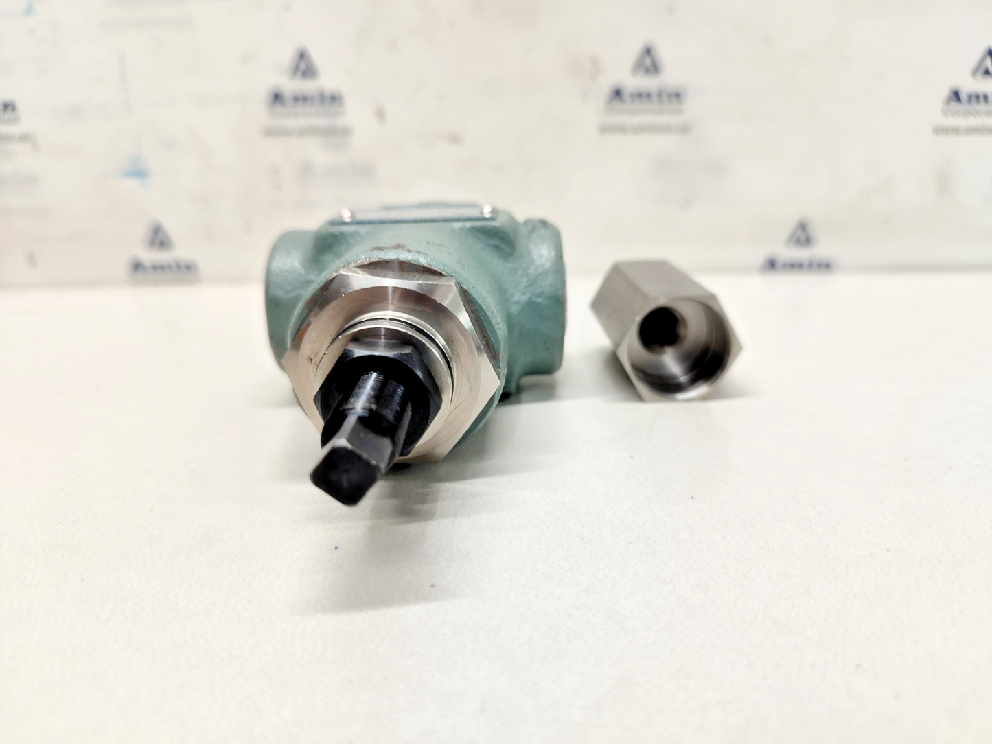 Yuken SRCT-03-5004 Valve - NEW