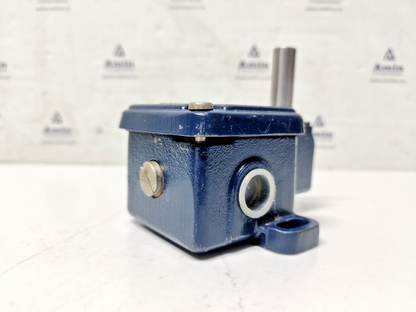 SCHMERSAL TD422-01Y, AC-15, Ui 400V, Uimp 6kV Limit Switch - NEW