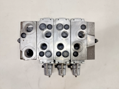 Danfoss PVG Proportional Valve PVP 210Bar 155L6620, 157B5100, 157B6233 - NEW
